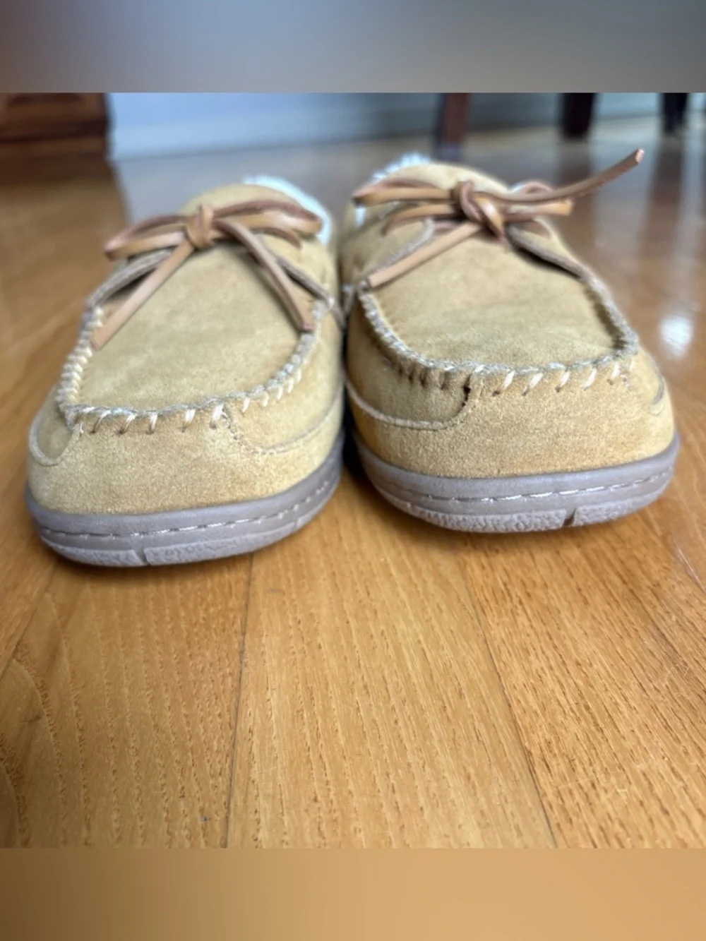 Lands End Mens Suede Moccasins Faux Fur Lined Slippers Brown English Tan Size 8M